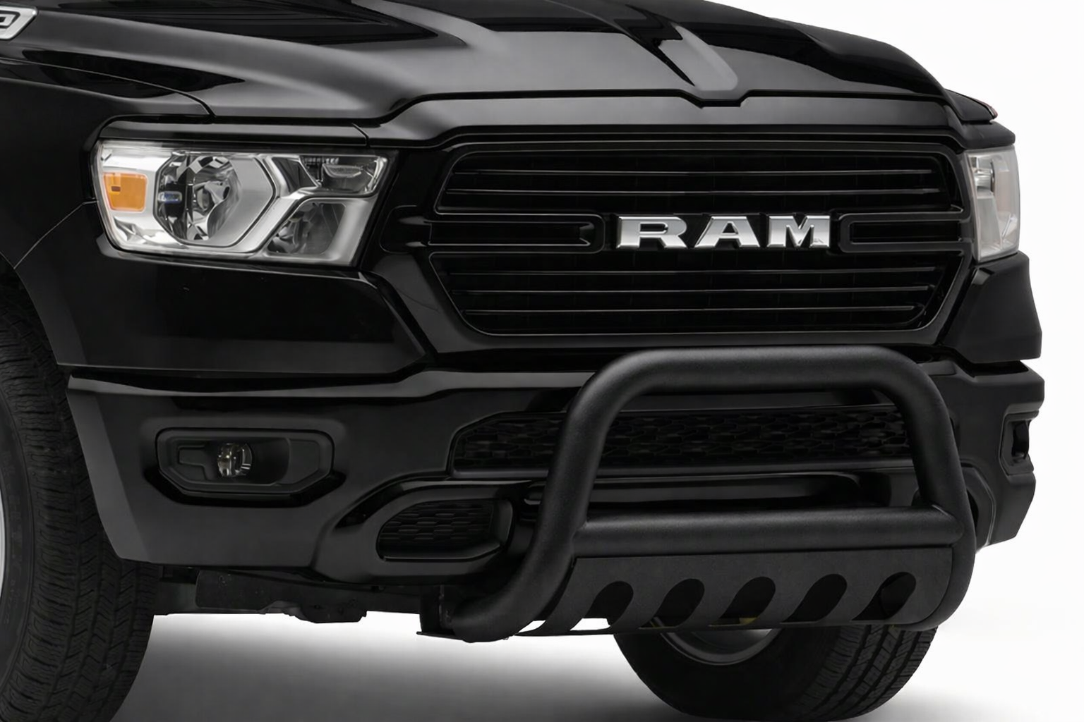 Bullbar zwart + skidplate Dodge Ram (2019-)